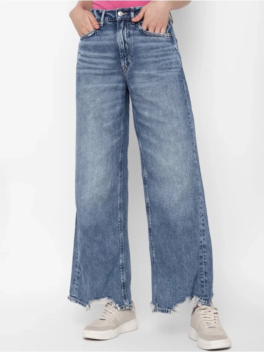American Eagle Super High Rise Baggy Wide Leg Jeans - Picture 2 of 13
